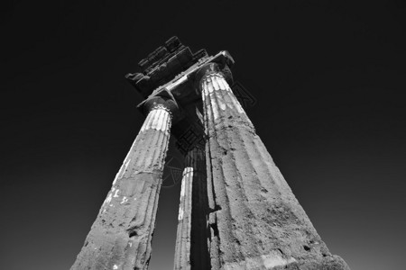 意大利西里阿格里根托希腊庙谷卡斯托尔和普卢斯寺图片