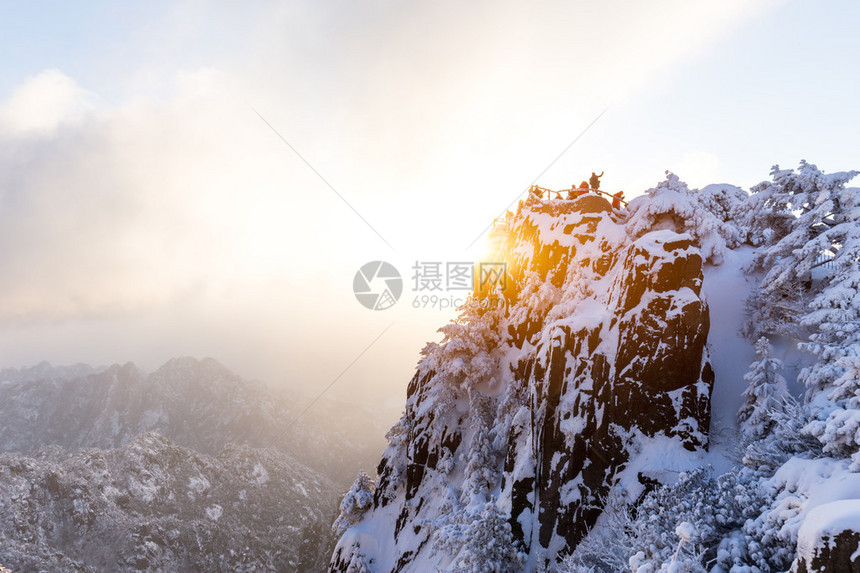 黄山雪景图片