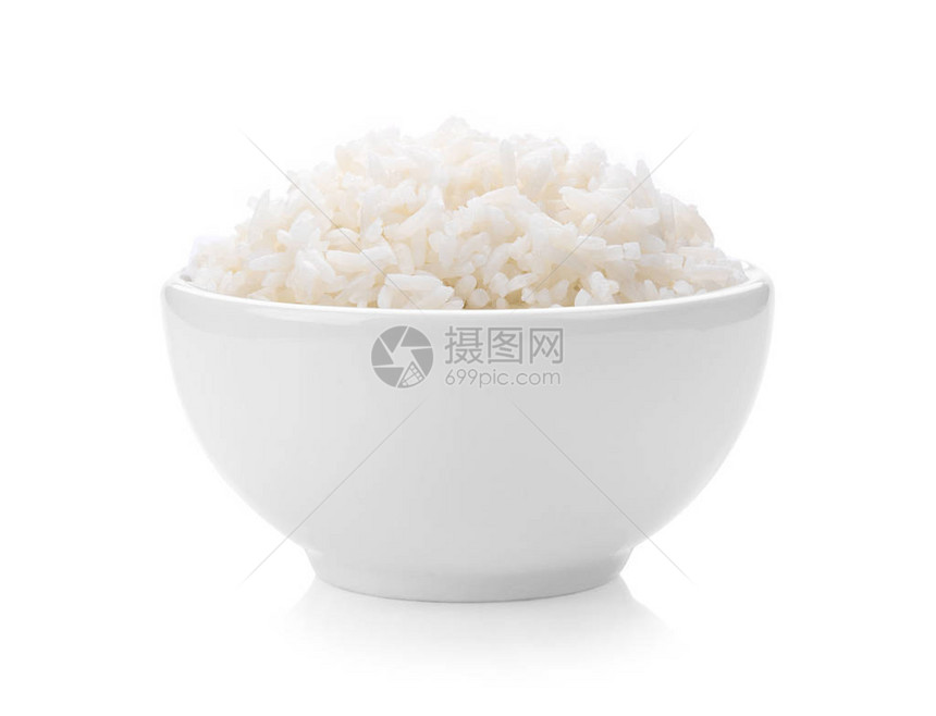 白色背景上的白色碗里的米饭图片