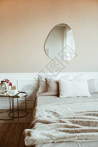 时尚的米色卧室图片