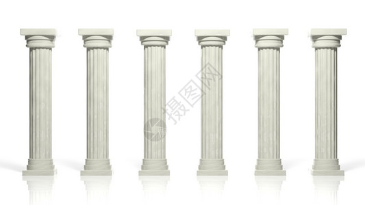 古老的大理石柱在一排与白图片