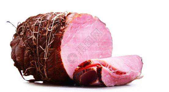 一块在白色背景上被隔离的火腿肉制品图片