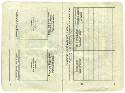 旧意大利护照图片