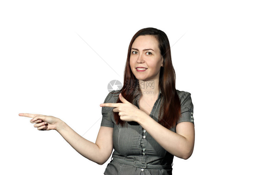 白色背景的女孩看观众和用两个索引手指对着的点数图片