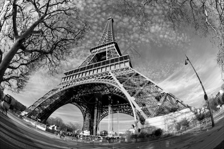 黑白相间的巴黎街道埃菲尔铁塔图片