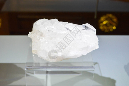 大美丽的天然昂贵的白色透明水晶钻石宝石图片