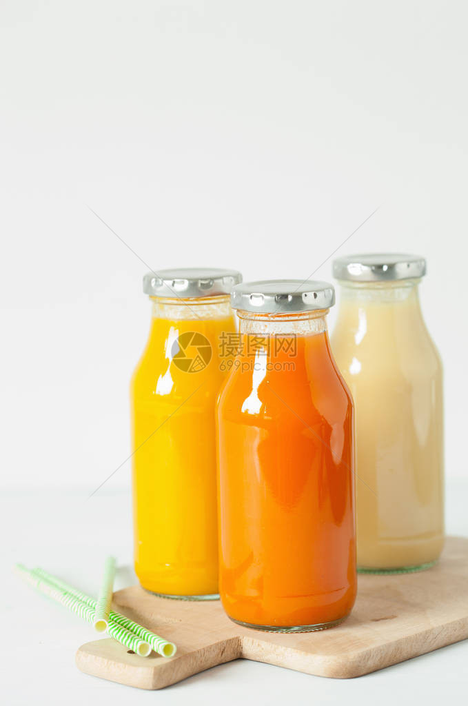 玻璃罐子橙红芒果香蕉胡萝图片