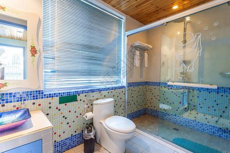 酒店的浴室图片