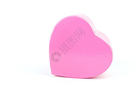 孤立在白色背景上的粉红色心盒背景图片