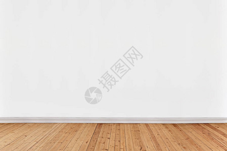 白墙背景与木地板图片