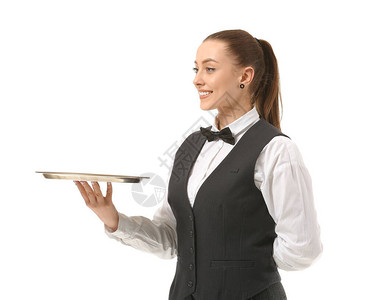 白色背景上空盘子的漂亮女服务员图片