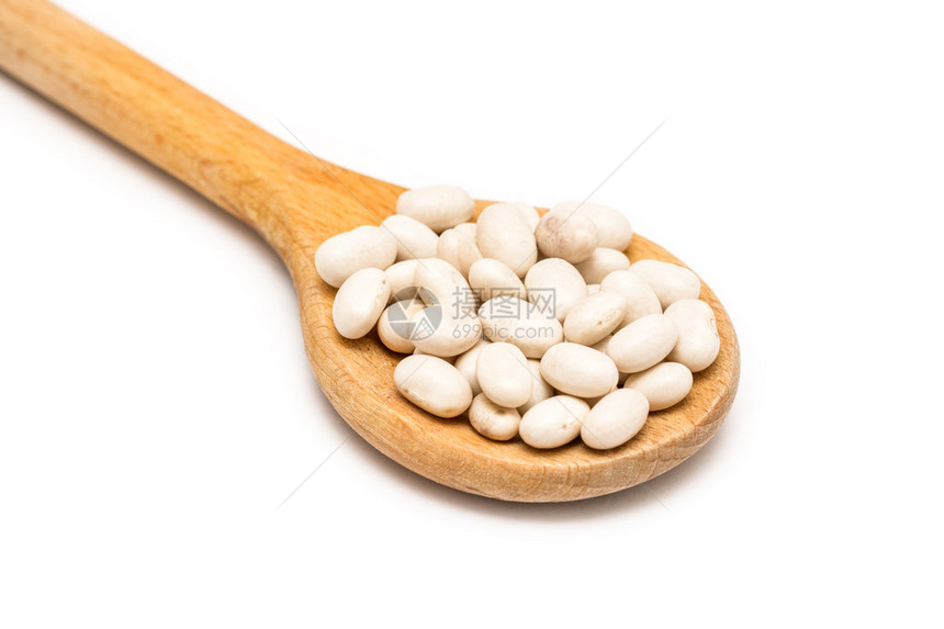 白色豆子在白背景上的Wooden图片