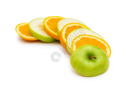 切橙子和苹果在图片