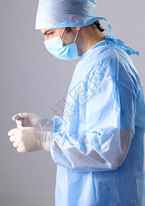 外科医生准备手术图片