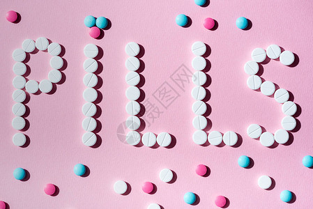 粉红色平板药片制作的单词图片