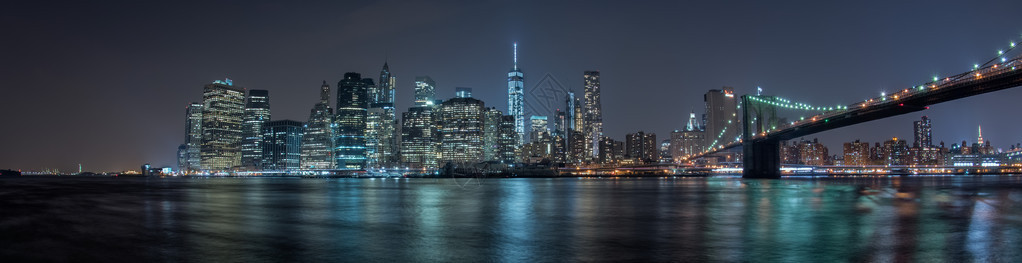 布鲁克林的纽约曼哈顿夜景图片