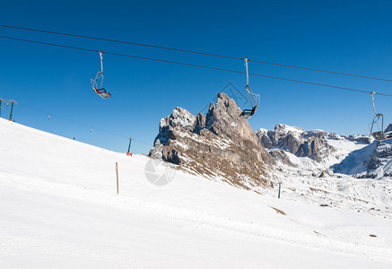 俯视意大利ValCoardana的Sella组在Dolomite图片