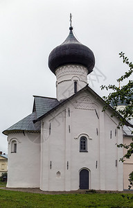 Novgorod在兹韦林修道院举行圣西梅安教堂图片