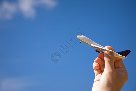 空运或交付服务概念飞机选择的焦点图片