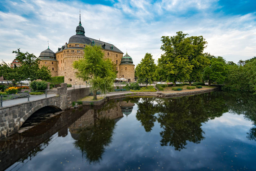 瑞典奥雷布罗斯堪的纳维亚欧洲的古老中世纪城堡图片