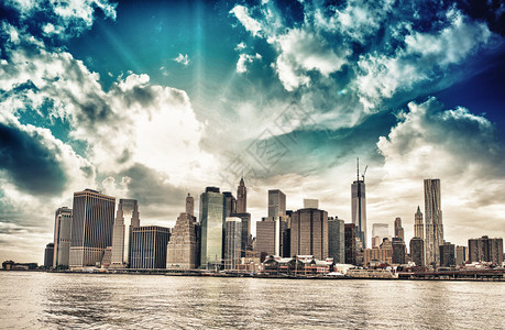 纽约曼哈顿的天际线和城市建筑图片