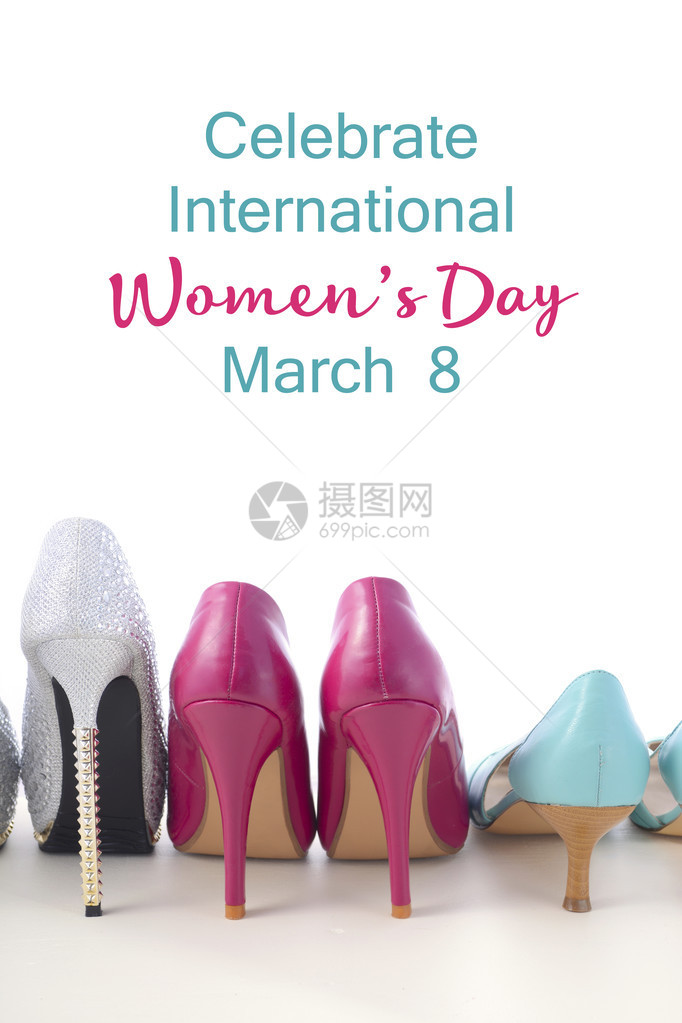 3月8日国际妇女节一对不同的鞋子图片
