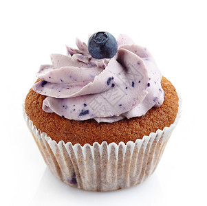 白色背景上的蓝莓蛋糕图片