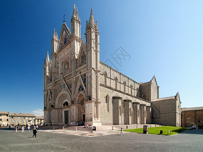 奥维多大教堂图片