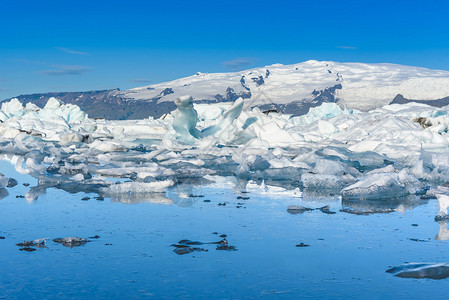 冰岛Jokulsarlon冰川环礁湖冰山的美景选择焦点全球变暖和图片