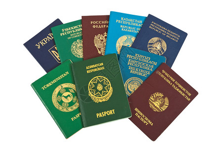 在白色背景上隔离的外国护照图片