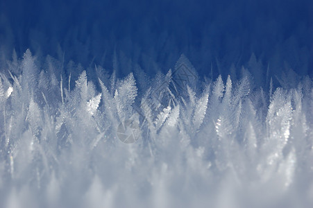 白雪中设计的冬季抽象图片
