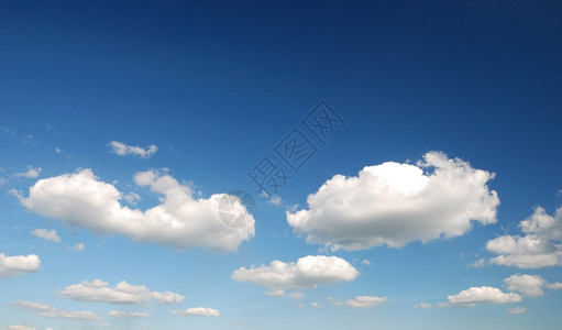 蓝色天空和白云蓝色天空图片