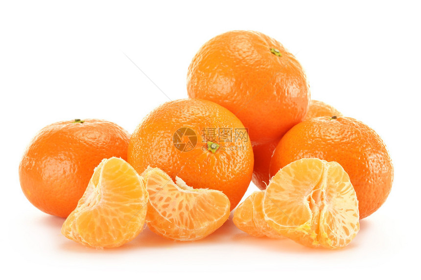 白色背景下橘子图片