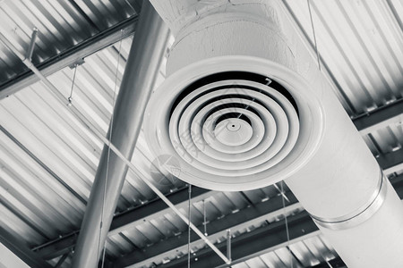 工业建筑内部风管空调管道天花板气图片