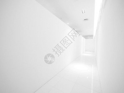 现代建筑中的空白墙和走廊图片