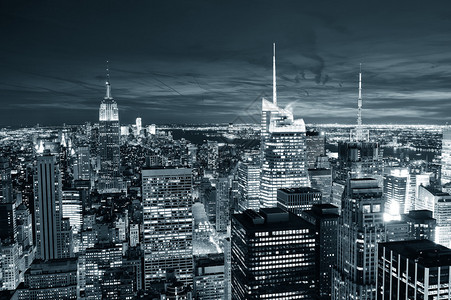 纽约市天线空中夜视图片