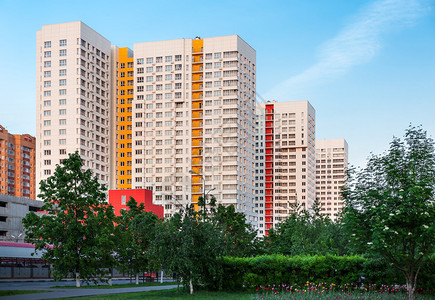 莫斯科郊区金时新高楼住宅楼在高清图片