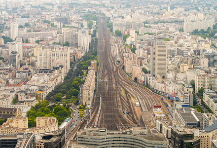从高处看巴黎火车站图片