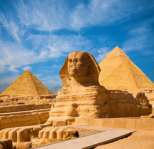 埃及大狮身人面像的全身肖像图片