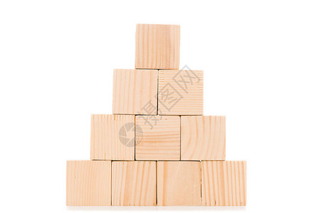 金字塔由木板块制成复制空图片