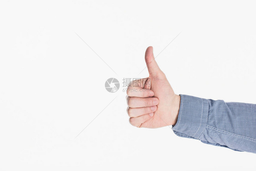 男子用大拇指举起手势图片