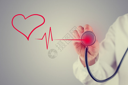 健康心脏和心脏病学概念的复古褪色效果图像图片