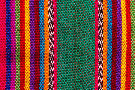 原玛雅部落原始结构以多彩条纹或背图片