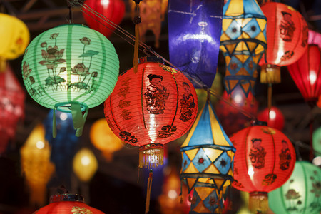 国际灯节中的亚洲灯笼纪背景图片