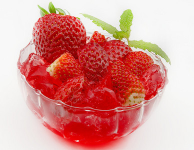 草莓明胶沙拉图片