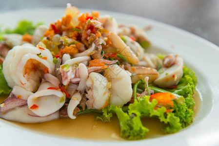 泰国辣海鲜沙拉泰国菜图片