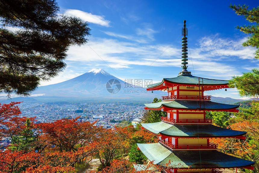 秋天富士山与中里托塔寺图片