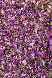 摩洛哥马拉喀什市场上的干玫瑰芽摩图片