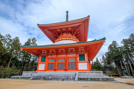 日本Koya山DanjoGaran寺的KonponDa图片