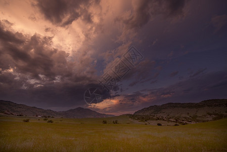 红岩日落科罗拉多州图片